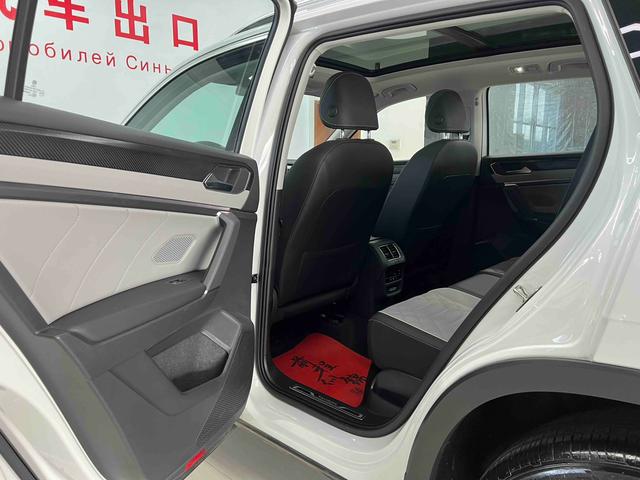 Volkswagen Tayron 2023, фото 12