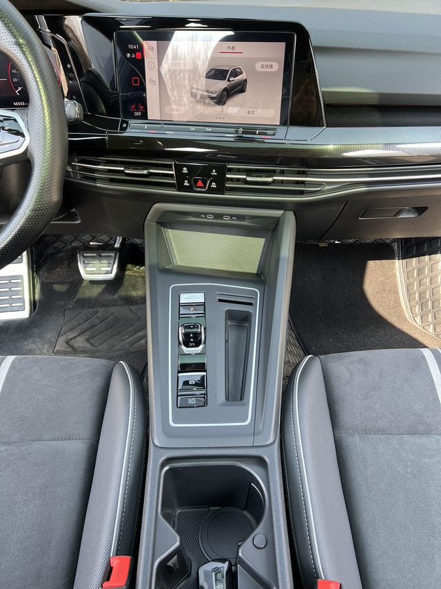 Volkswagen Golf 2023, фото 15