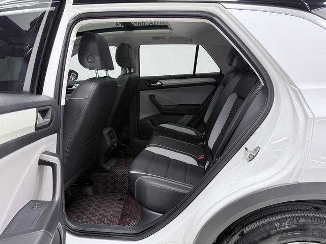 Volkswagen Tayron 2023, фото 17