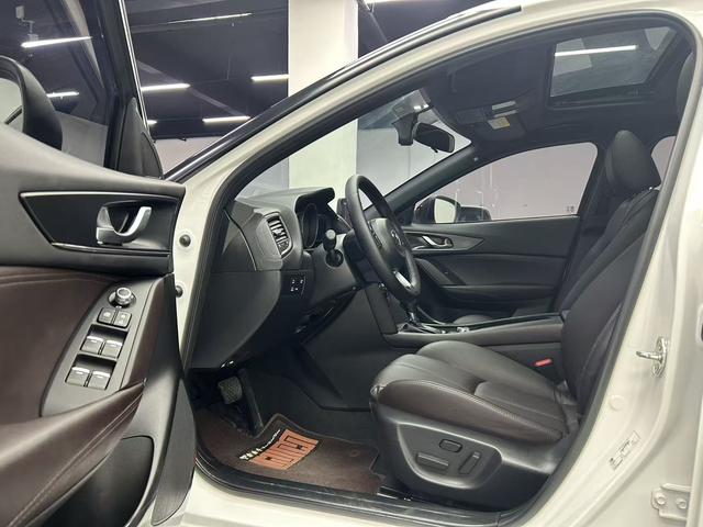 Mazda CX-4 2021, фото 9