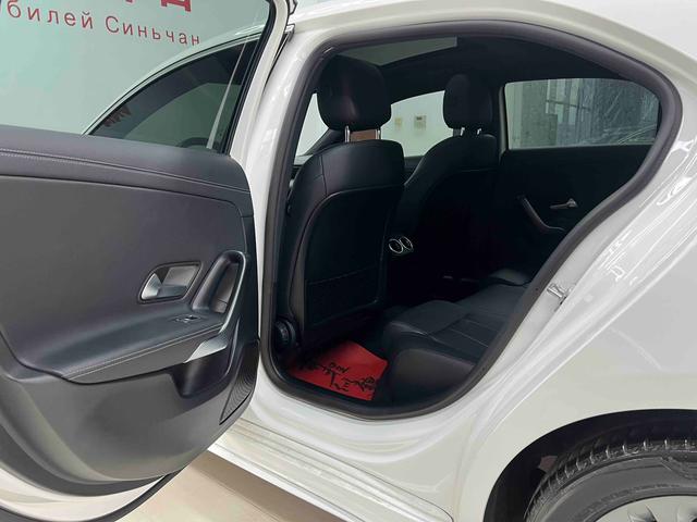 Mercedes-Benz A-Class 2022, фото 15
