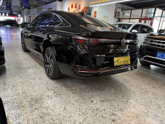 Volkswagen Passat 2024, фото 6