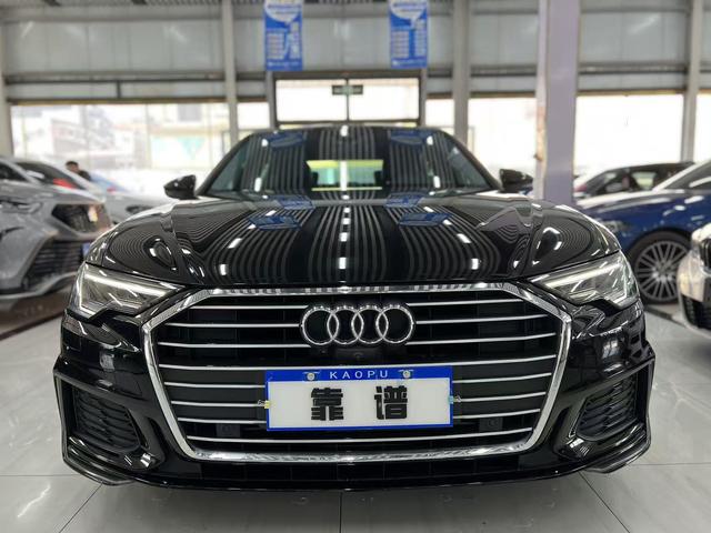 Audi A6L 2022, фото 2