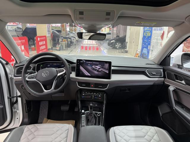 Volkswagen Tayron 2023, фото 14