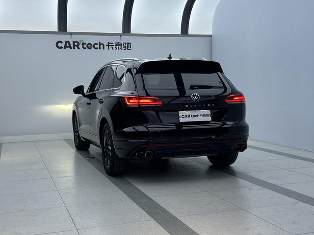 Volkswagen Touareg 2022, фото 4