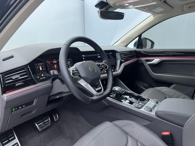 Volkswagen Touareg 2022, фото 8
