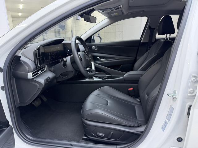 Hyundai Elantra 2021, фото 7