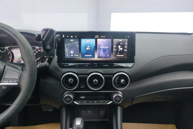 Nissan Sylphy 2023, фото 15