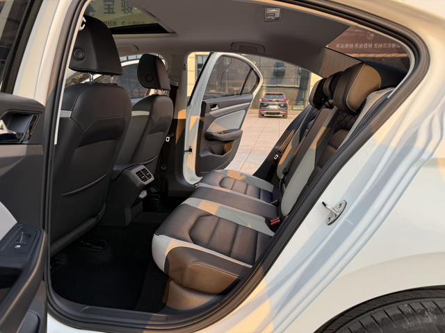 Volkswagen Bora 2023, фото 12