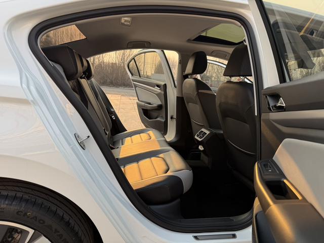 Volkswagen Bora 2023, фото 14