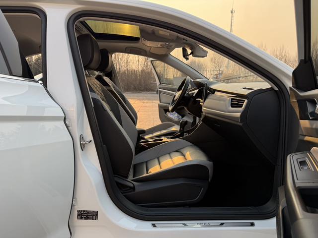 Volkswagen Bora 2023, фото 15