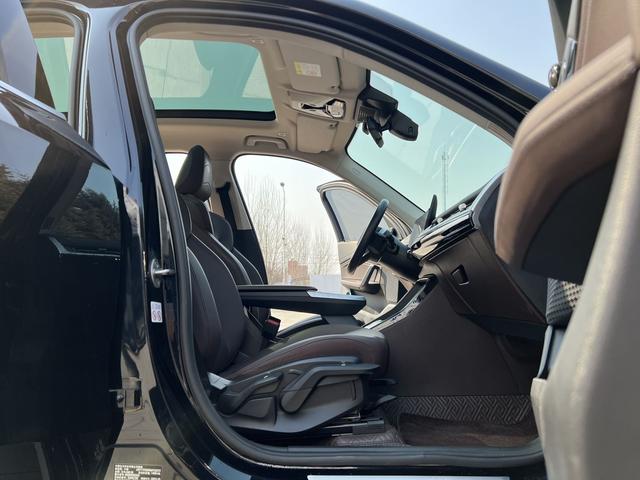BMW X1 2023, фото 9