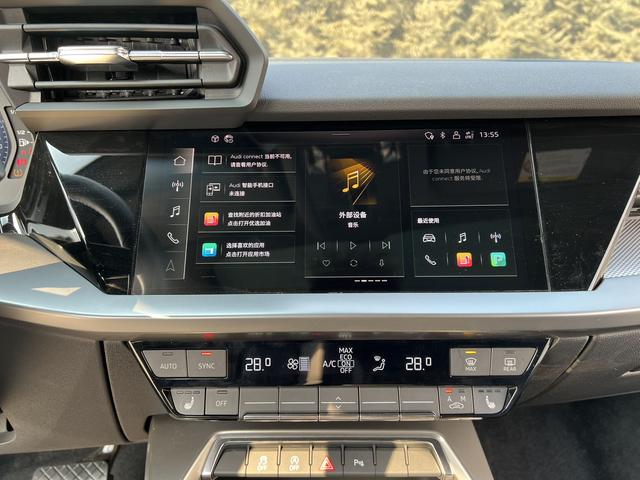 Audi A3 2022, фото 14