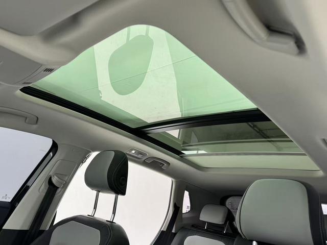 Volkswagen Tayron 2023, фото 16