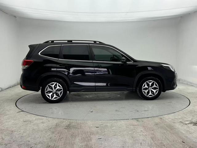 Subaru Forester 2022, фото 4