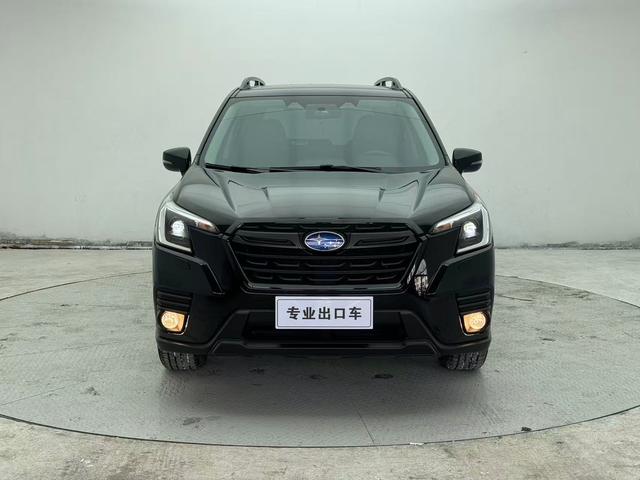 Subaru Forester 2022, фото 8