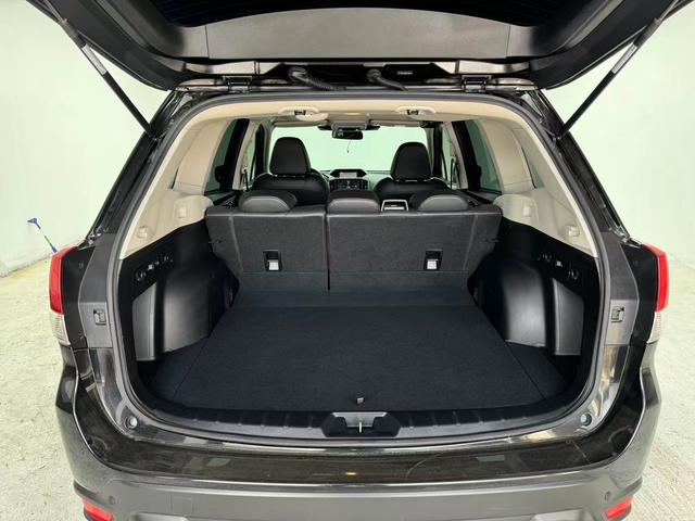 Subaru Forester 2022, фото 10
