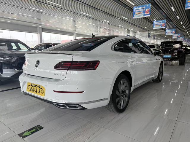 Volkswagen CC 2024, фото 4
