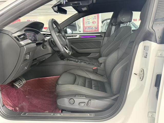 Volkswagen CC 2024, фото 8