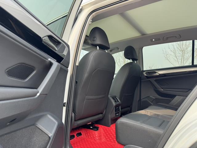 Volkswagen Tayron 2022, фото 15