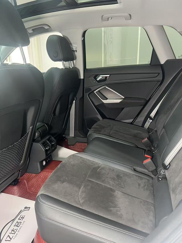 Audi Q3 2022, фото 17