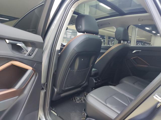 Audi Q3 2022, фото 14