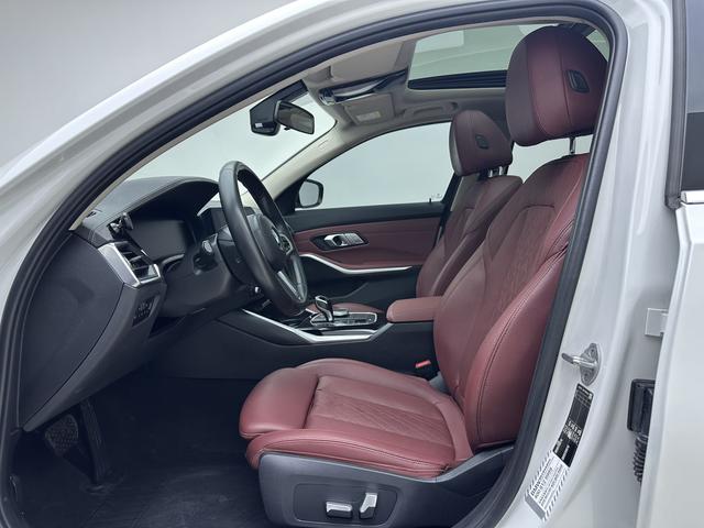 BMW 3 2022, фото 8
