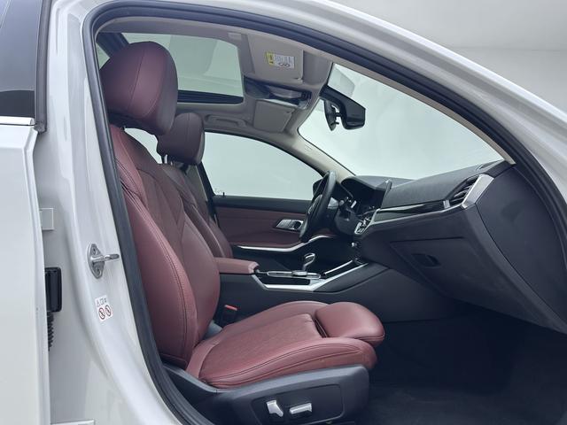BMW 3 2022, фото 9