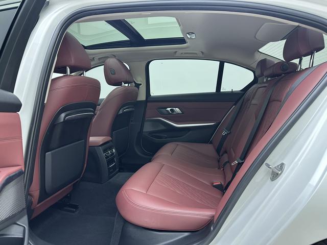 BMW 3 2022, фото 10