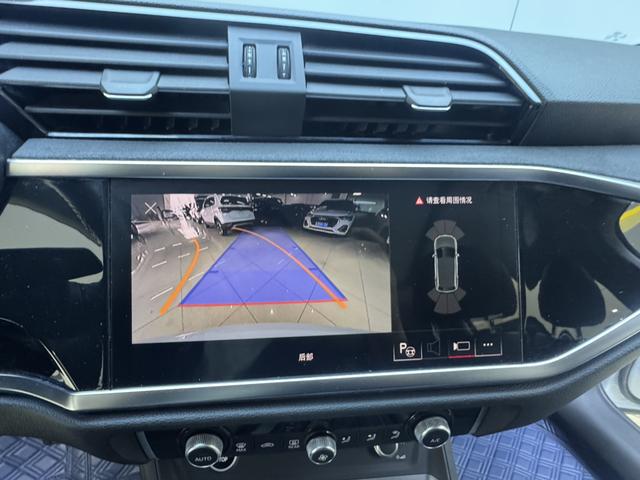 Audi Q3 2022, фото 16