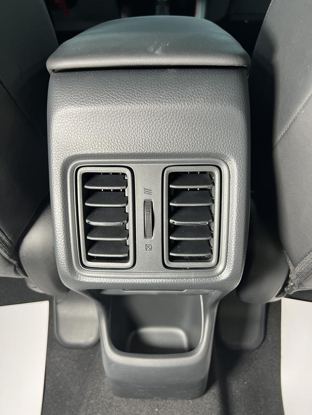 Honda HR-V 2023, фото 16