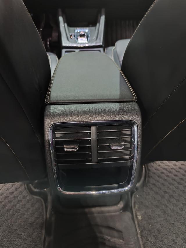 Skoda Octavia 2021, фото 15