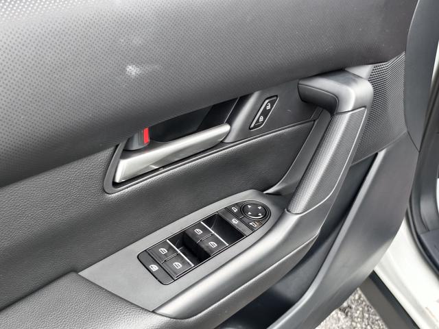 Mazda CX-50 2023, фото 11