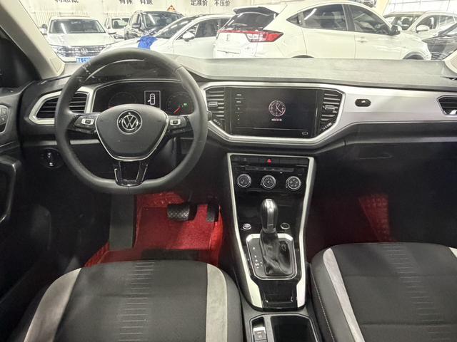 Volkswagen T-Roc 2022, фото 17