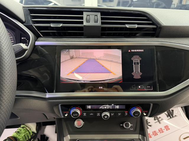 Audi Q3 2022, фото 14