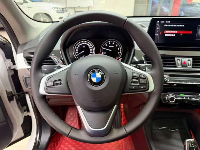 BMW X1 2022, фото 11
