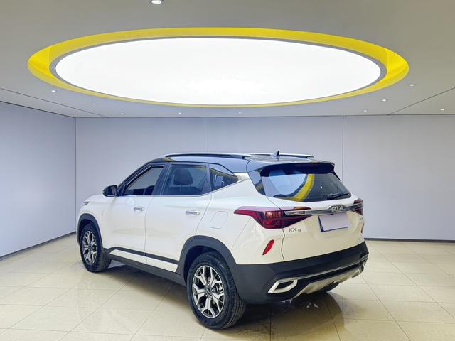 Kia Seltos 2021, фото 4