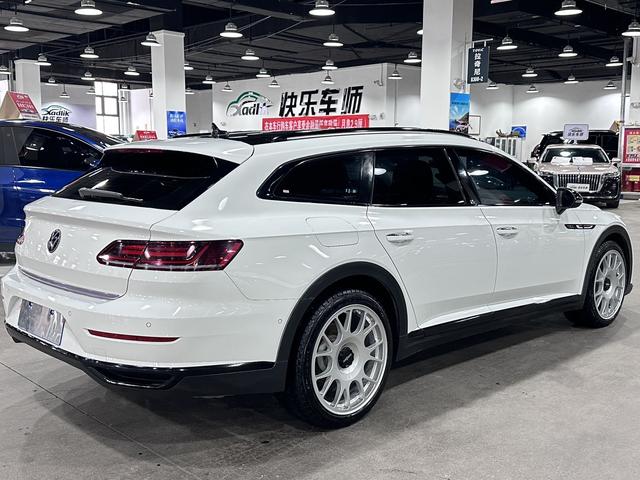 Volkswagen CC 2023, фото 17