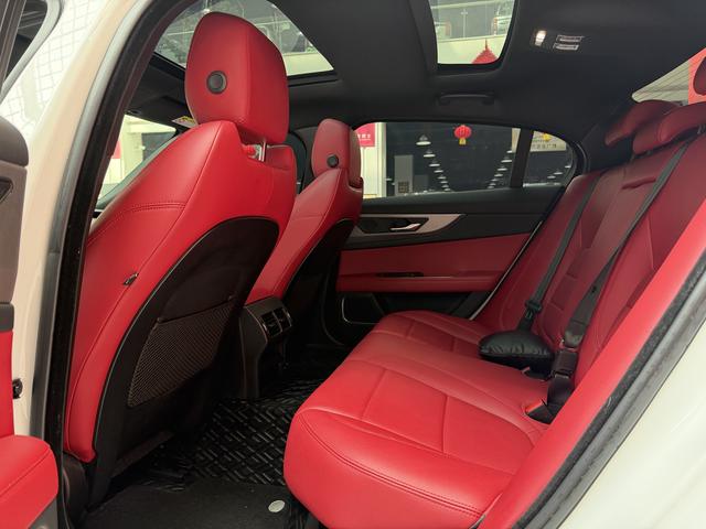 Jaguar XEL 2021, фото 13