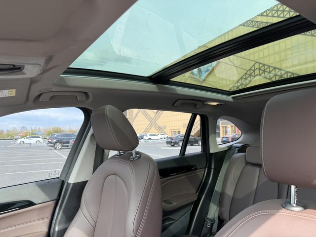 BMW X1 2022, фото 16