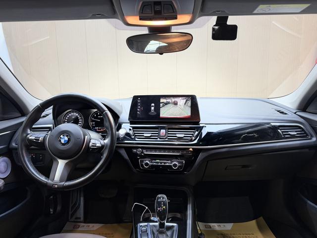 BMW 1 2021, фото 9