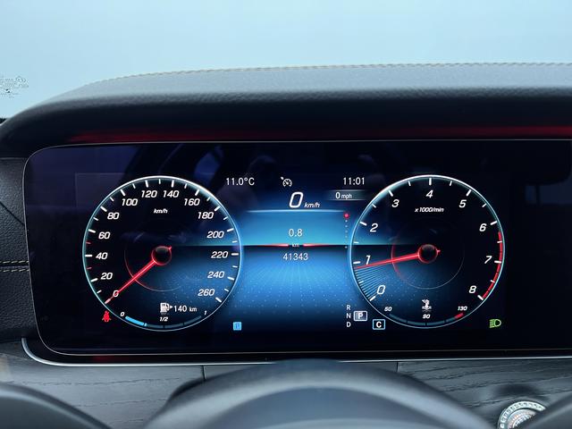 Mercedes-Benz E-Class 2021, фото 14