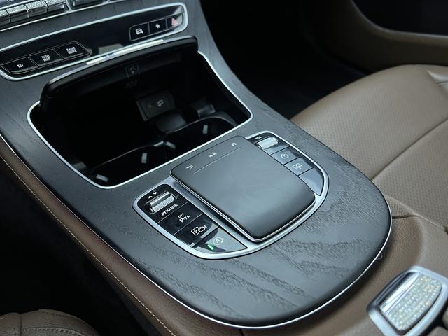 Mercedes-Benz E-Class 2021, фото 18