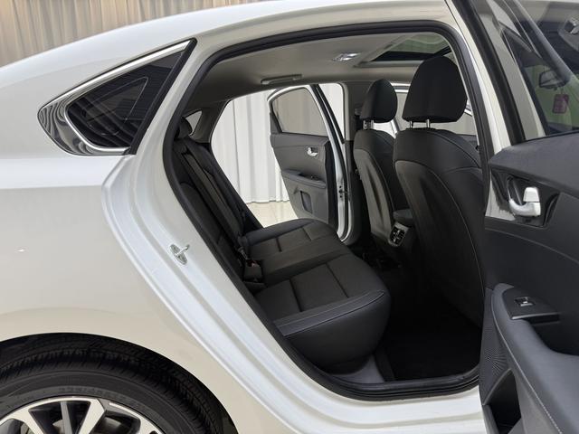 Kia K3 2021, фото 6