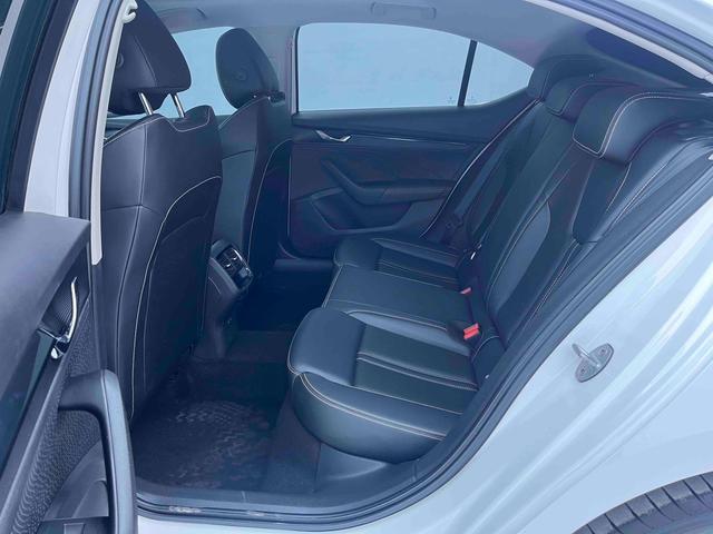 Skoda Octavia 2022, фото 5