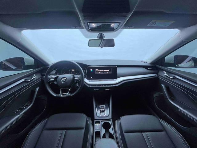Skoda Octavia 2022, фото 6