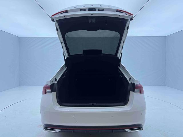 Skoda Octavia 2022, фото 10
