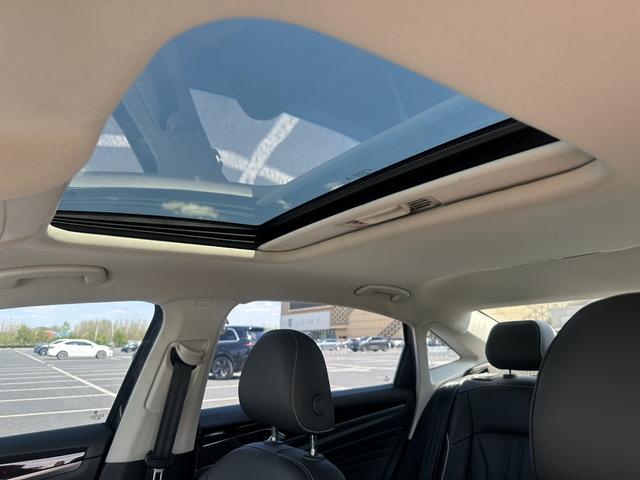 Volkswagen Passat 2022, фото 16