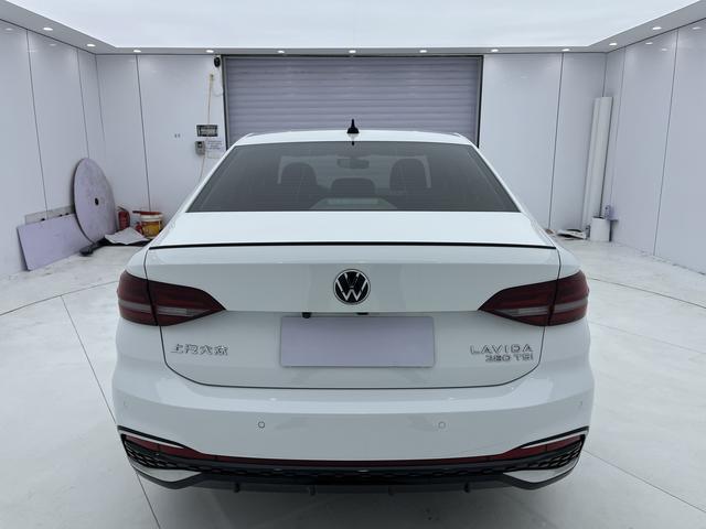 Volkswagen Lavida 2023, фото 5