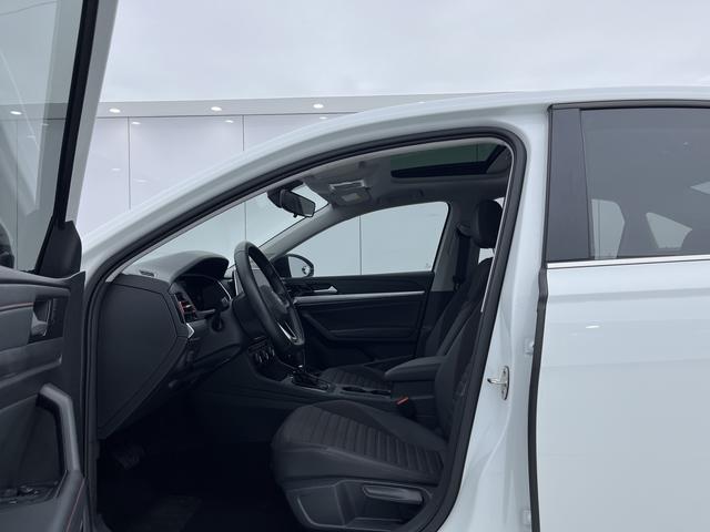 Volkswagen Lavida 2023, фото 13
